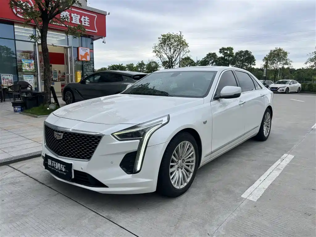 Cadillac CT6 2021