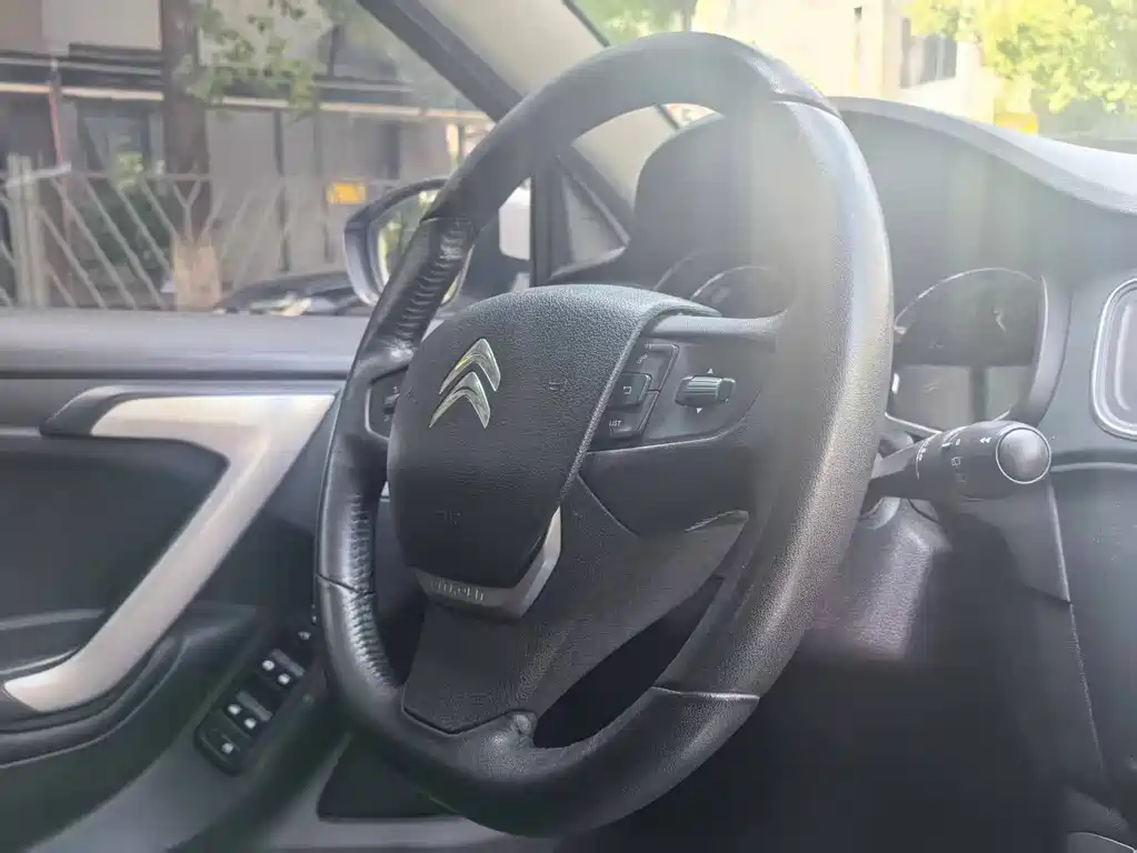 Citroen C3-XR — миниатюра 18