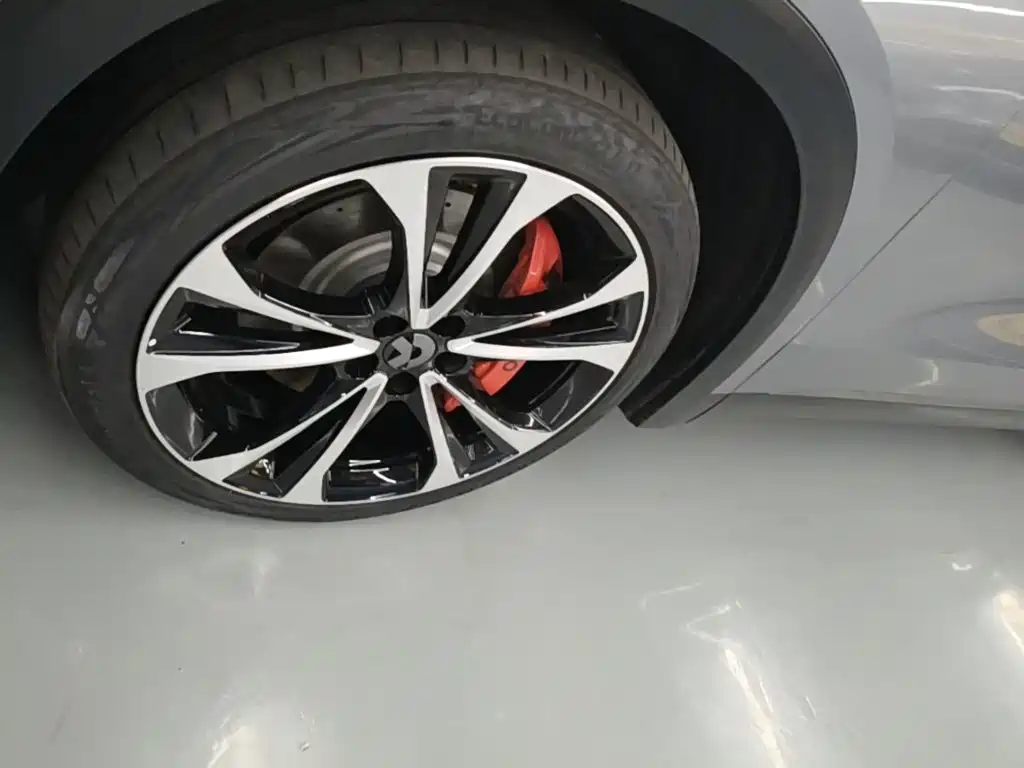 NIO ES8 — миниатюра 23
