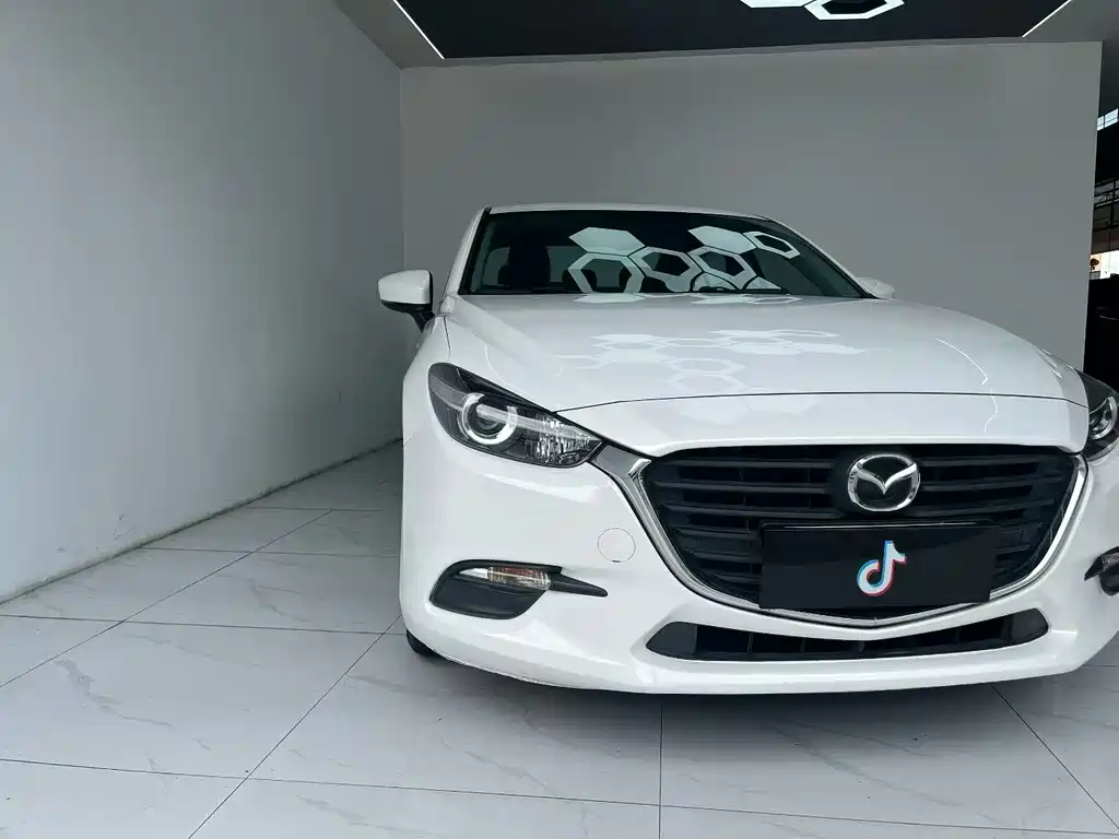 MAZDA 3 ANGKESAILA