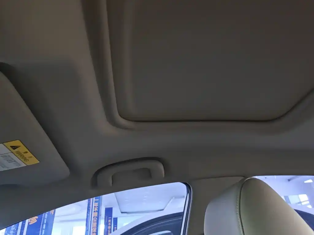 Buick Excelle — миниатюра 18