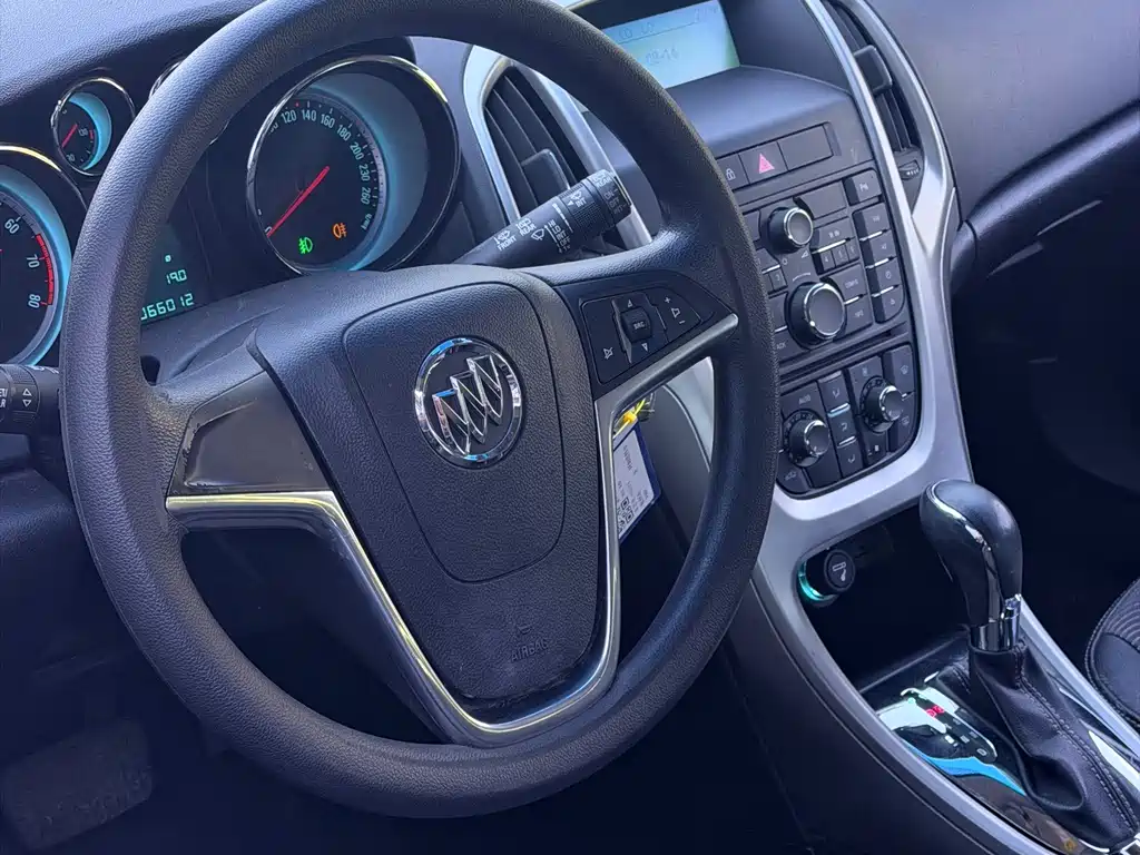 Buick Excelle — миниатюра 19