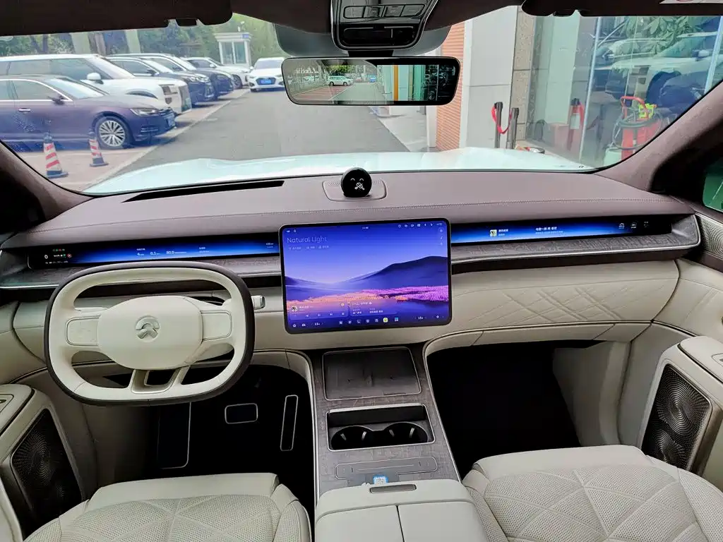 NIO 蔚来ES9 — миниатюра 10