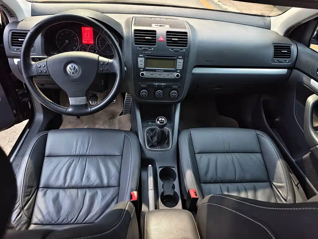 Volkswagen Sagitar — миниатюра 9