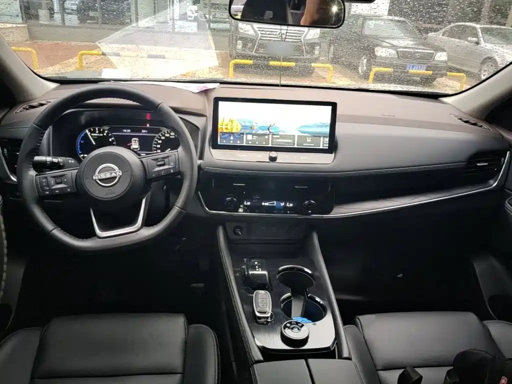 Nissan X-Trail — миниатюра 10