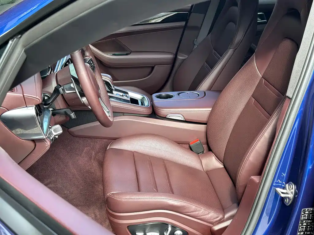 Porsche Panamera — миниатюра 12