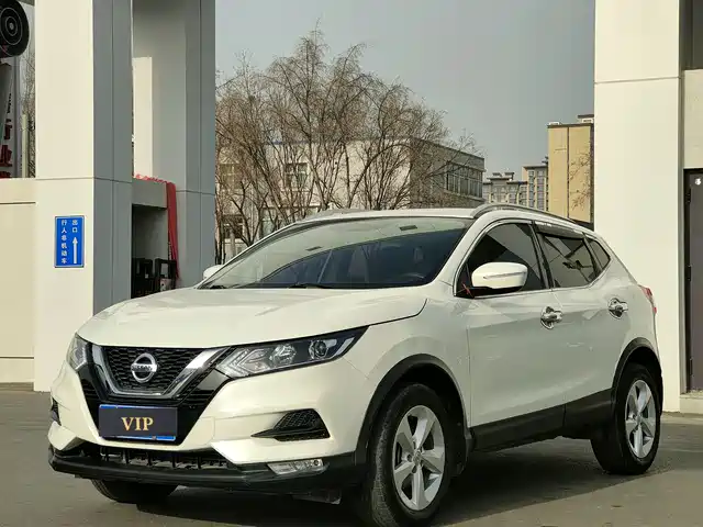 NISSAN QASHQAI 2020