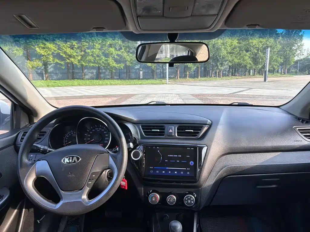 Kia K2 — миниатюра 4