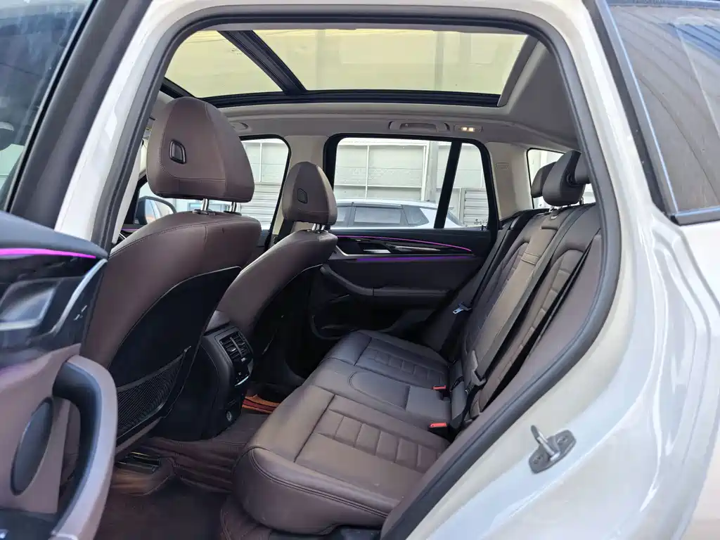 BMW X3 — миниатюра 7