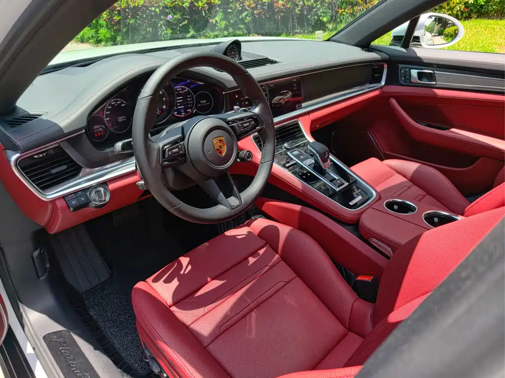 Porsche Panamera — миниатюра 8