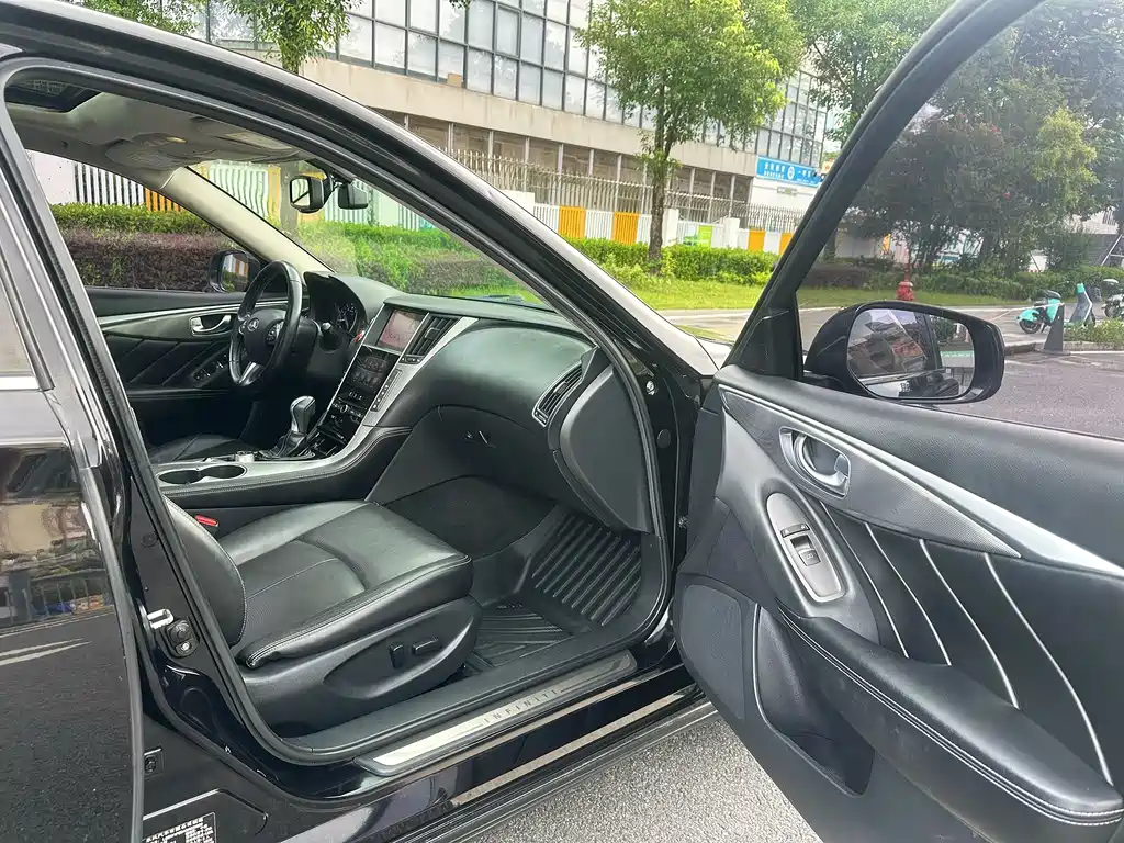 Infiniti Q50L — миниатюра 17