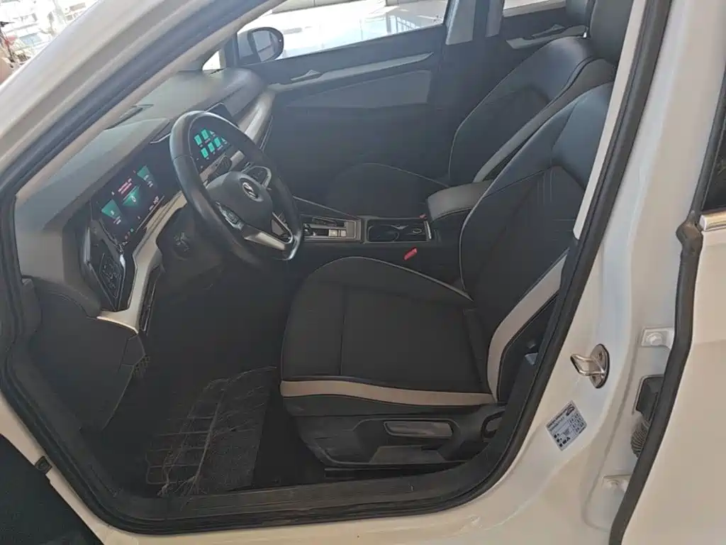 Volkswagen Golf — миниатюра 15