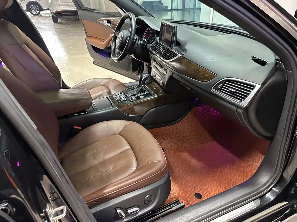 Audi A6L — миниатюра 6