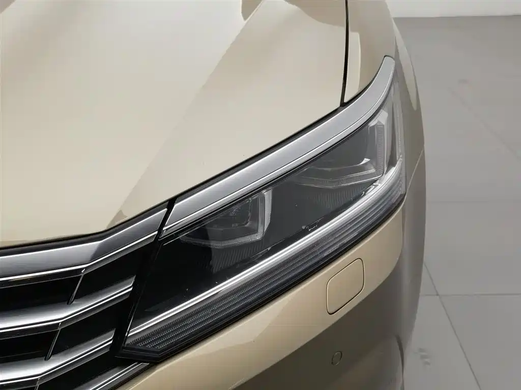 Volkswagen Passat 2017 330TSI DSG