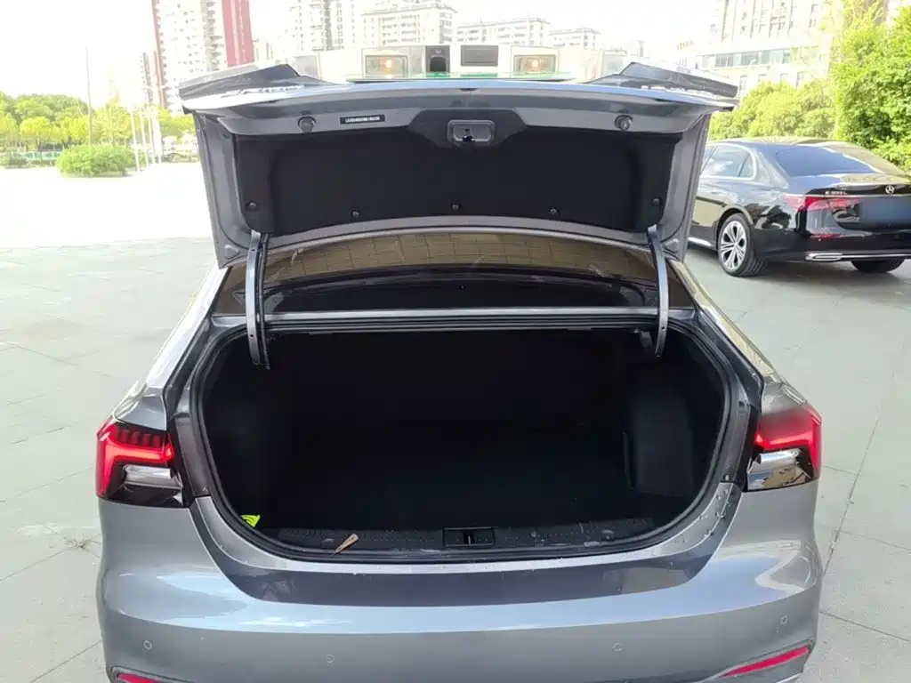 Roewe i6 MAX — миниатюра 19
