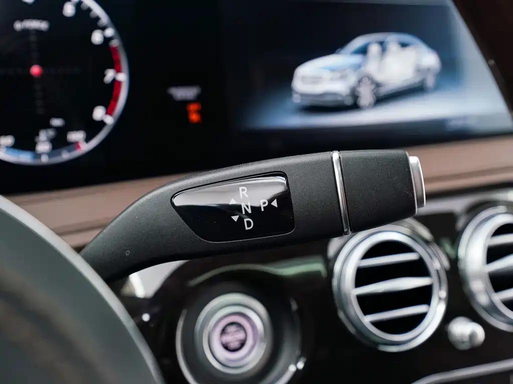 Mercedes-Benz S-Class — миниатюра 16