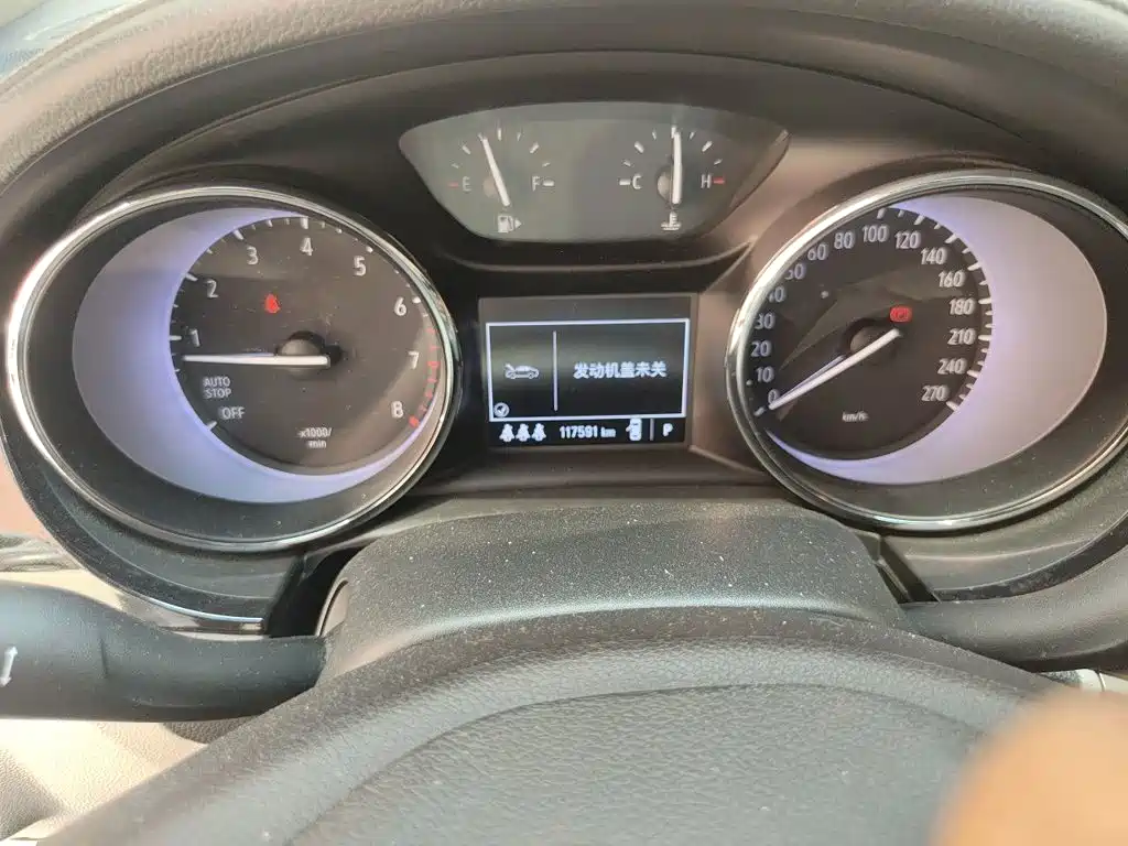 Buick Verano — миниатюра 13