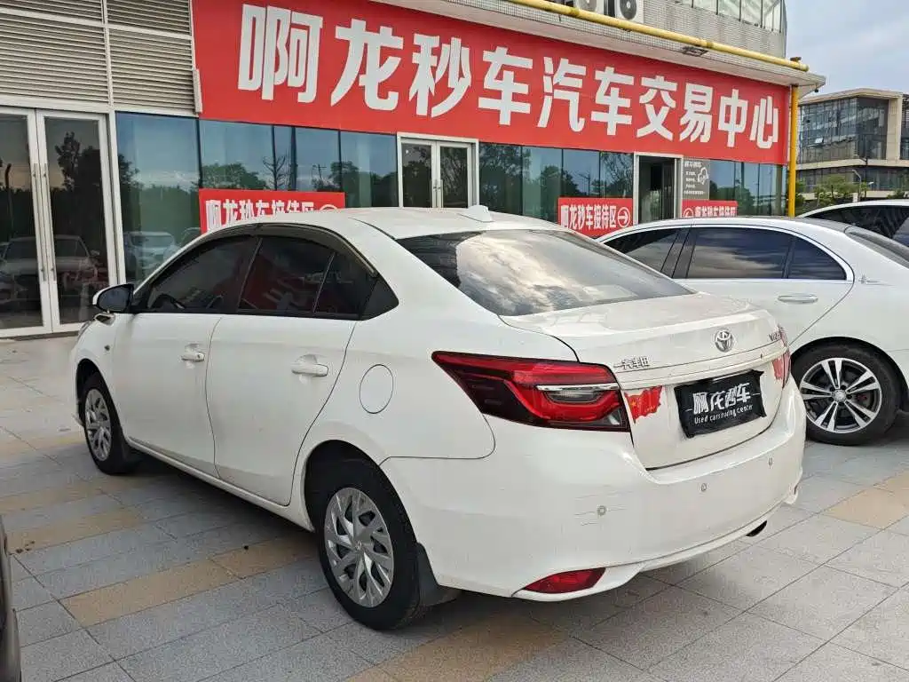 Toyota Vios — миниатюра 10