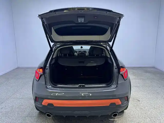 Lynk & Co 02 — миниатюра 11