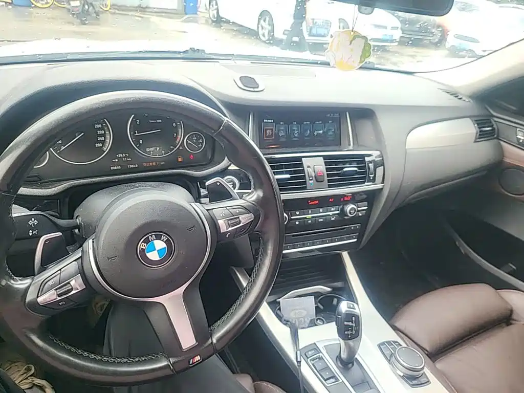 BMW X4 — миниатюра 10