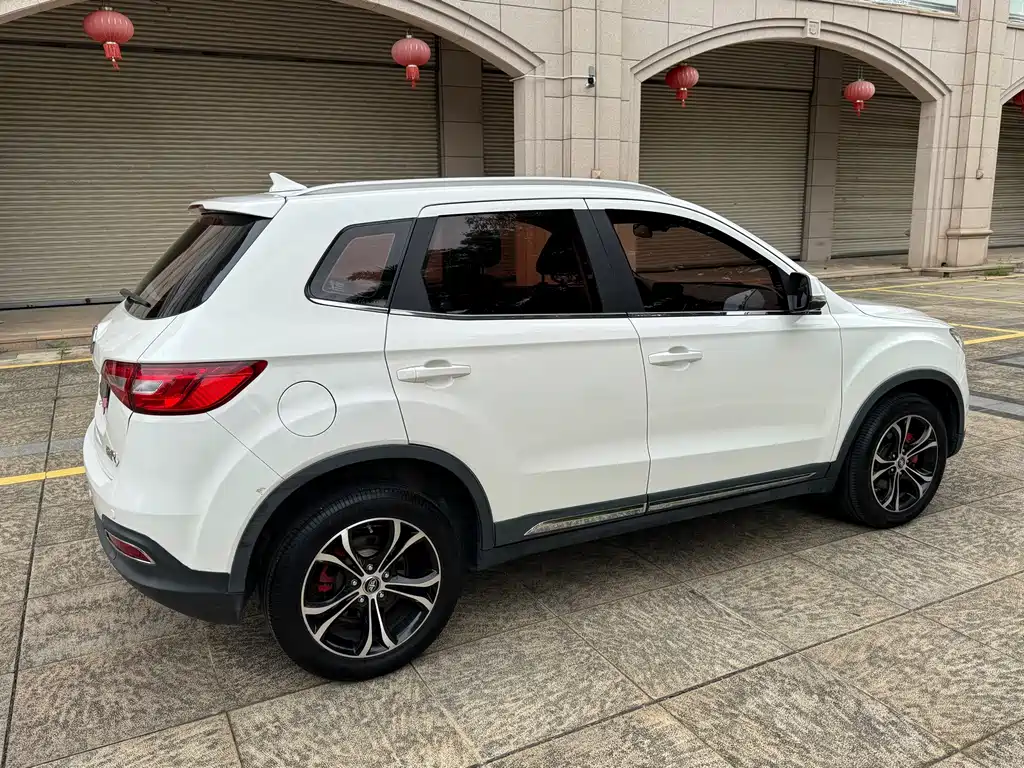 FAW Senya R7 — миниатюра 9