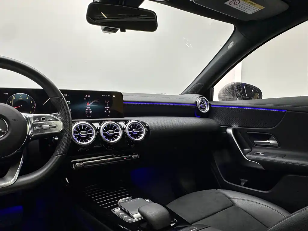 Mercedes-Benz A-Class — миниатюра 15