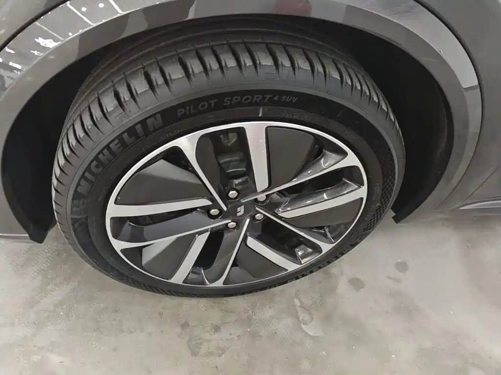 Li Auto Li L9 — миниатюра 23