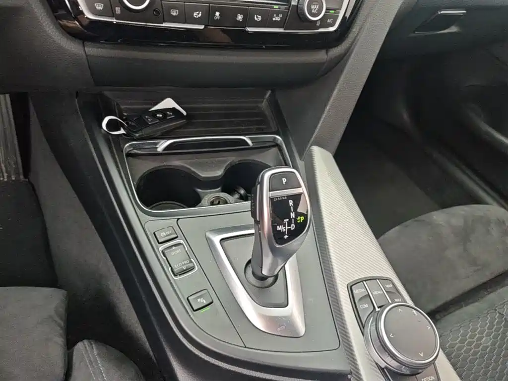 BMW 4 Series — миниатюра 10