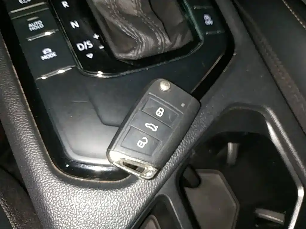 Volkswagen Tharu — миниатюра 9