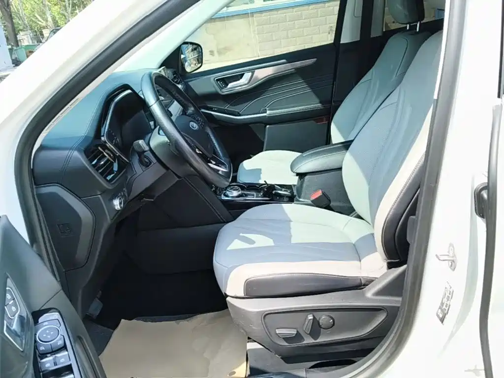 Ford Escape — миниатюра 15