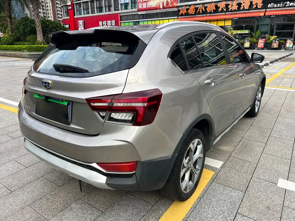 Geely Vision S1 — миниатюра 7