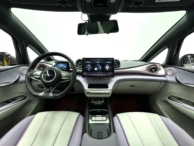 BYD Dolphin — миниатюра 4