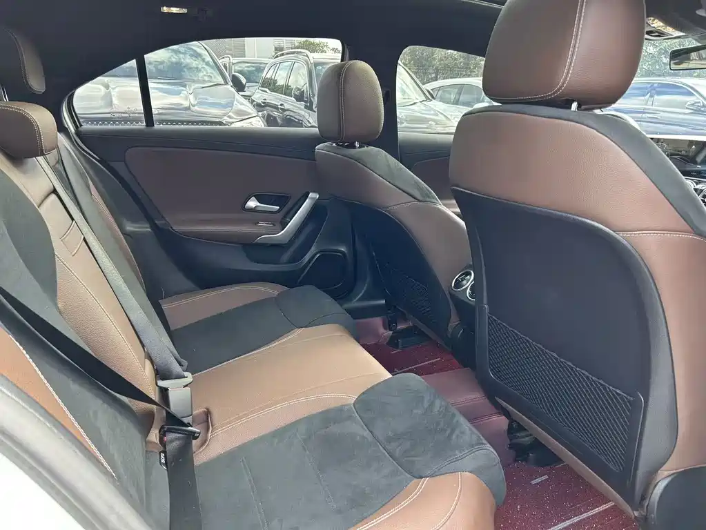 Mercedes-Benz A-Class — миниатюра 13