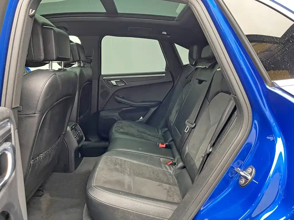 Porsche Macan — миниатюра 15