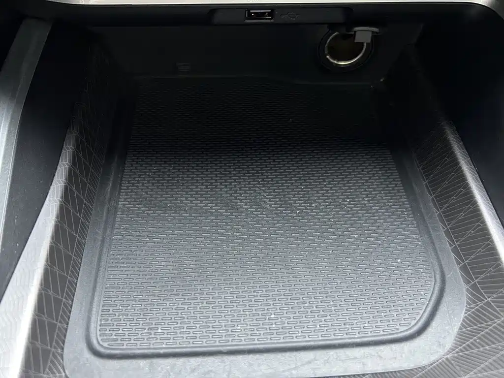 Geely Emgrand — миниатюра 25