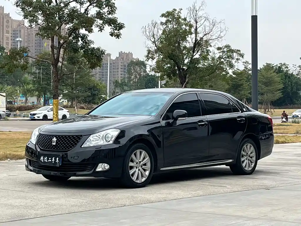 Toyota Crown 2011 2.5L Royal