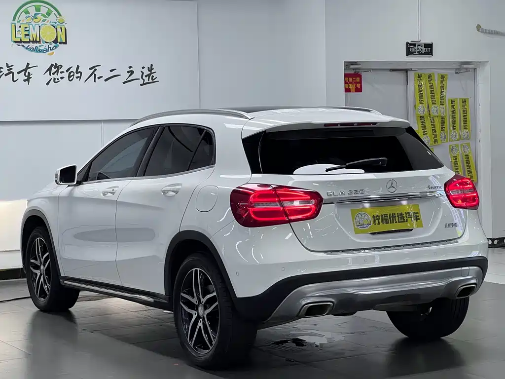Mercedes-Benz GLA — миниатюра 8