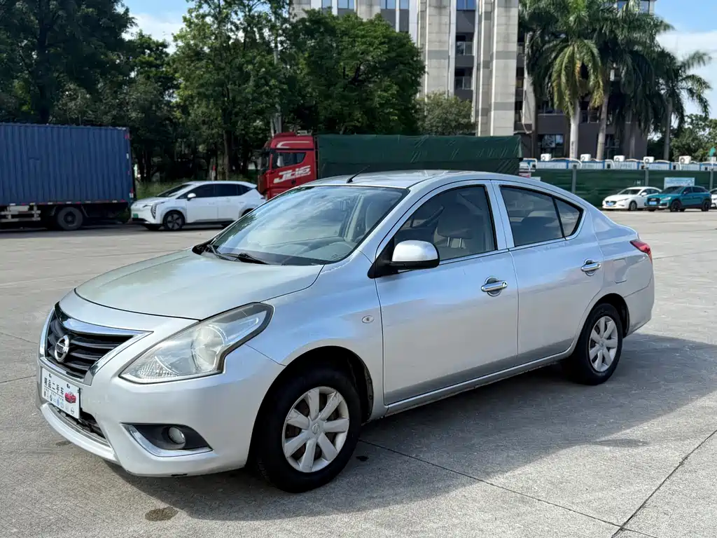Nissan Sunny