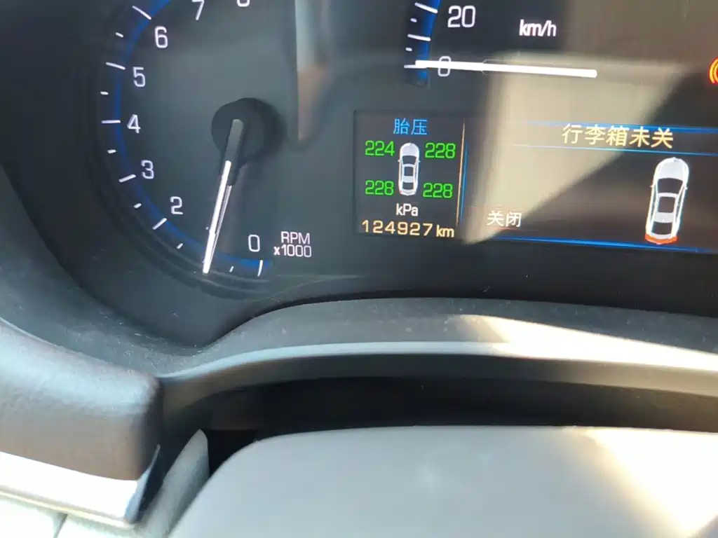 Cadillac XTS — миниатюра 17