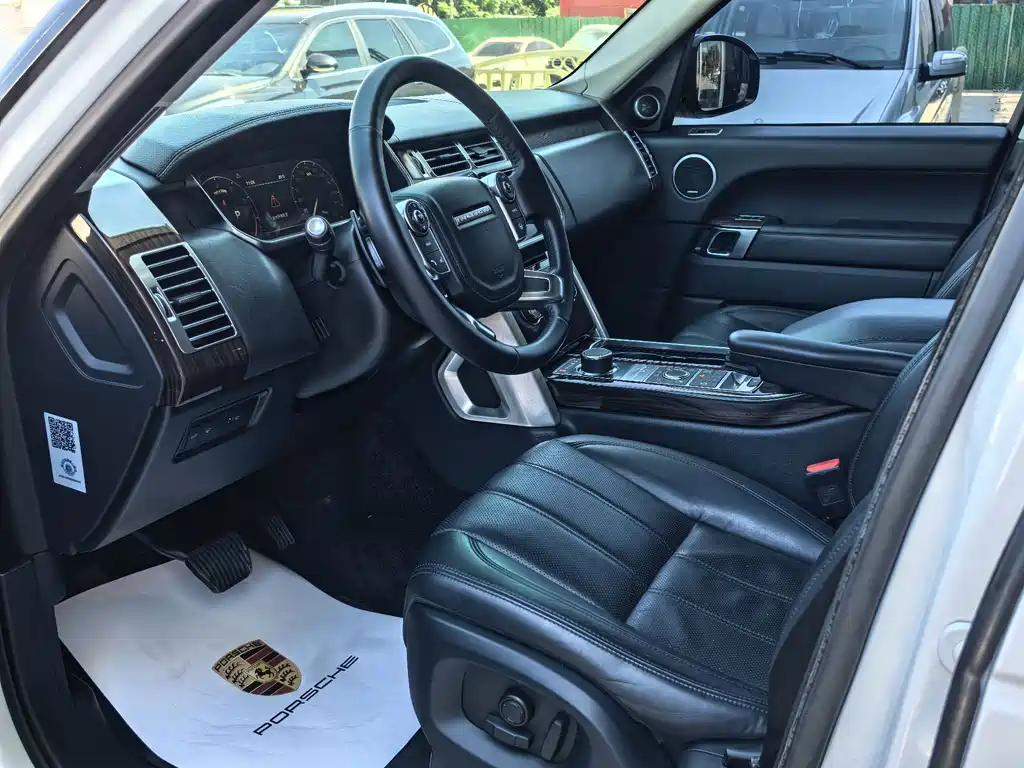 Land Rover Range Rover 2016 3.0 SC V6 Vogue Long Wheelbase