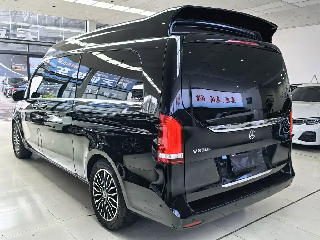 Mercedes-Benz V-Class — миниатюра 5
