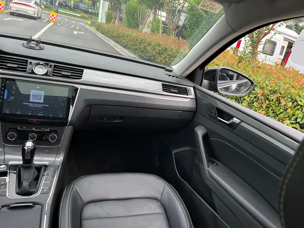 Volkswagen Passat — миниатюра 17