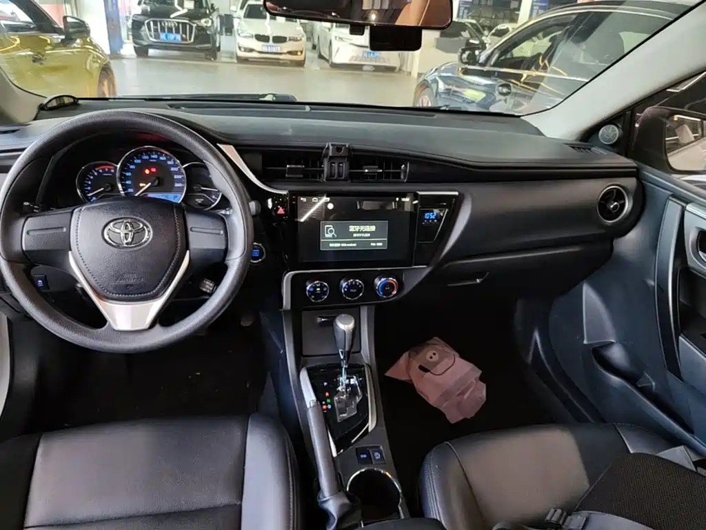 Toyota Corolla — миниатюра 13