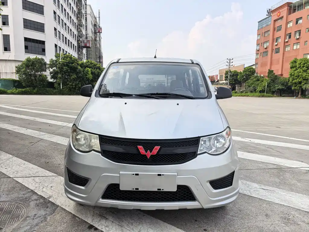 Купить Wuling Hongguang