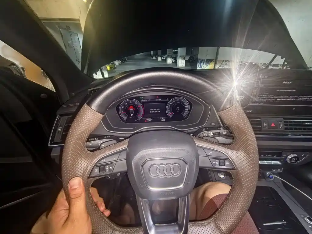Audi Q5L — миниатюра 3