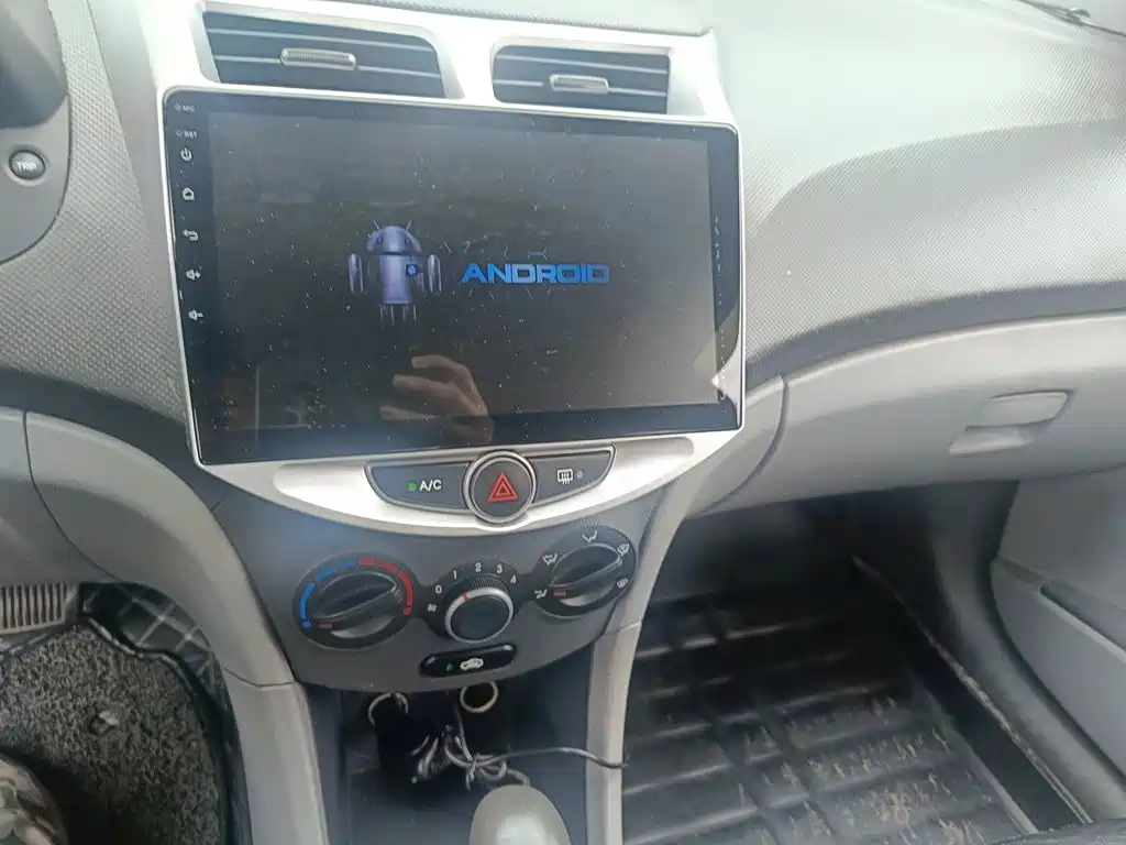 Hyundai Verna — миниатюра 9
