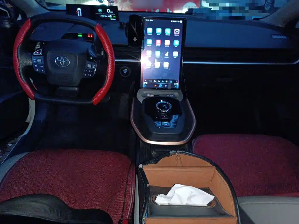 Toyota bZ3 — миниатюра 5