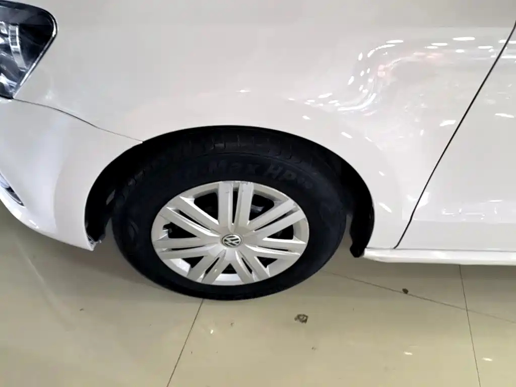 Volkswagen Polo — миниатюра 23