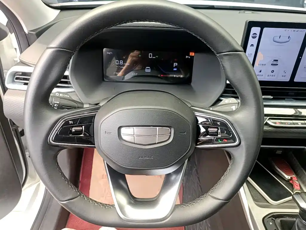 Geely Emgrand — миниатюра 11