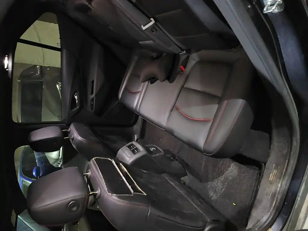 Chevrolet Equinox — миниатюра 19